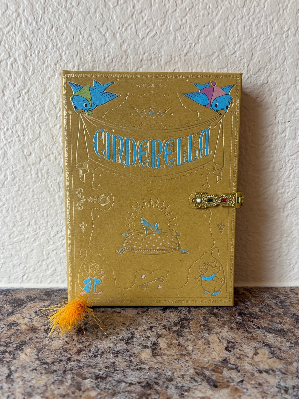 🏰Disney Parks Cinderella Storybook Mini Journal